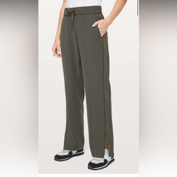 Lululemon On the Right Track Pant - Picture 1 of 4
